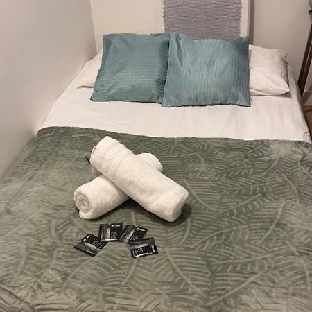 Appart Toulousaine Avec Patio Rdc Aucamville エクステリア 写真