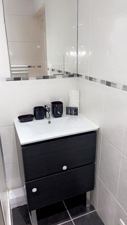 Appart Toulousaine Avec Patio Rdc Aucamville エクステリア 写真